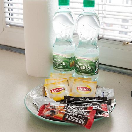 Stay With Friends In Warsaw Apartment ภายนอก รูปภาพ